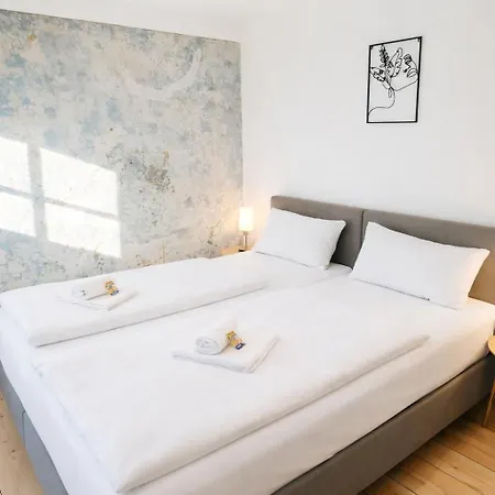Fachwerk Loft - Parken - Balkon - Am Kocher & Stadtpark *